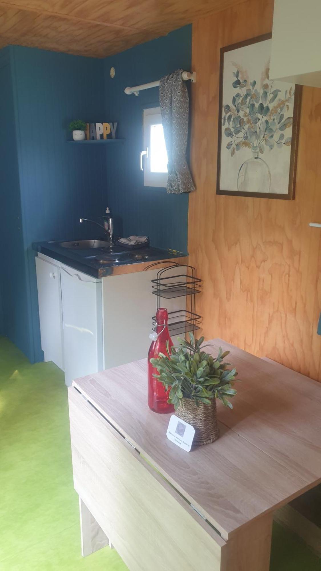 Logement Insolite Au Coeur De L'Auvergne Rochefort-Montagne Exterior foto